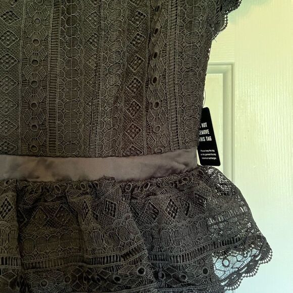 (A) Black express dress size large new with tags - Picture 5 of 5